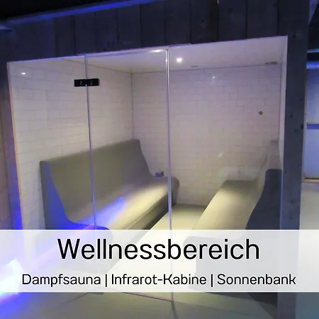 55 Am Wasser Holiday home Olburgen