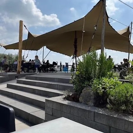 55 Am Wasser - Perfekt Fuer Familien - Mit Freibad, Sauna, Restaurant Und Spielplatz *