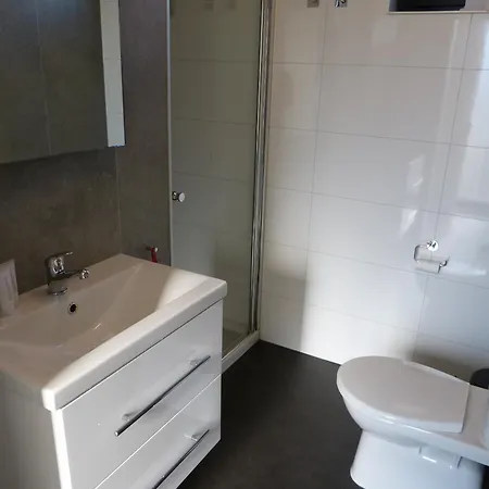 Casa-miu Am Wasser - - Perfekt Fuer Familien - Mit Freibad, Sauna, Restaurant Und Spielplatz * Olburgen