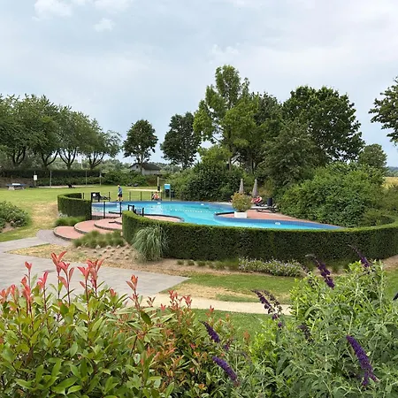 Prázdninový dům Casa-miu Am Wasser - - Perfekt Fuer Familien - Mit Freibad, Sauna, Restaurant Und Spielplatz Olburgen