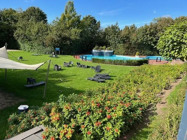 Semesterbostad 55 Am Wasser - Perfekt Fuer Familien - Mit Freibad, Sauna, Restaurant Und Spielplatz Olburgen