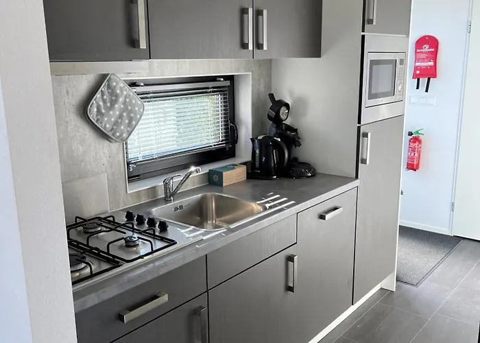 55 Am Wasser - Perfekt Fuer Familien - Mit Freibad, Sauna, Restaurant Und Spielplatz *